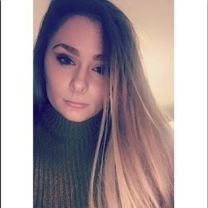 Meet your Posher, Angie